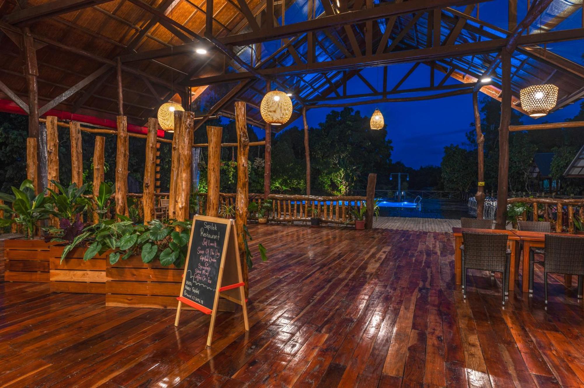 Borneo Sepilok Rainforest Resort מראה חיצוני תמונה