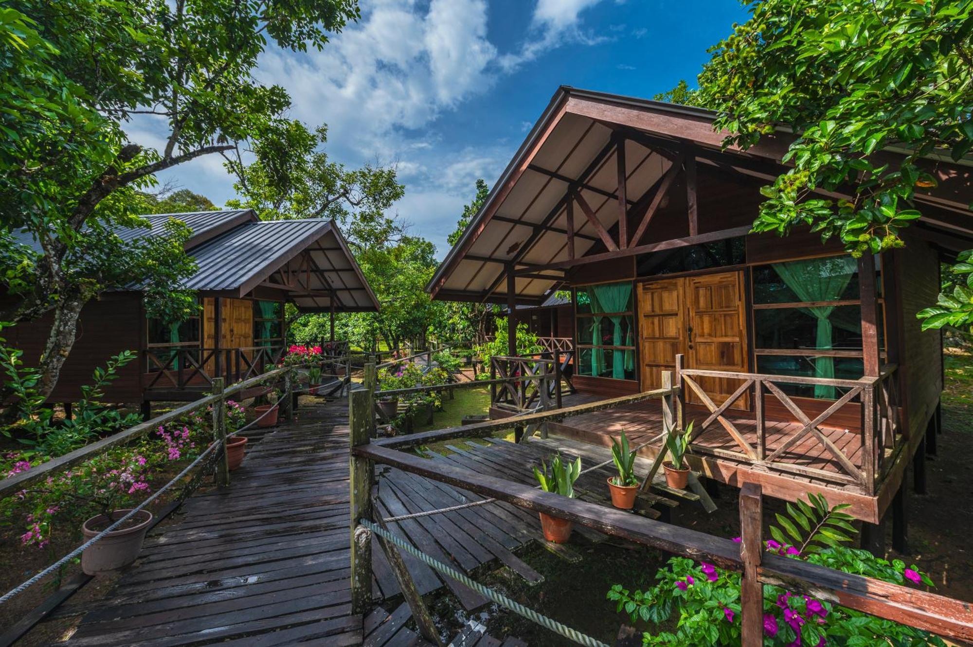 Borneo Sepilok Rainforest Resort מראה חיצוני תמונה
